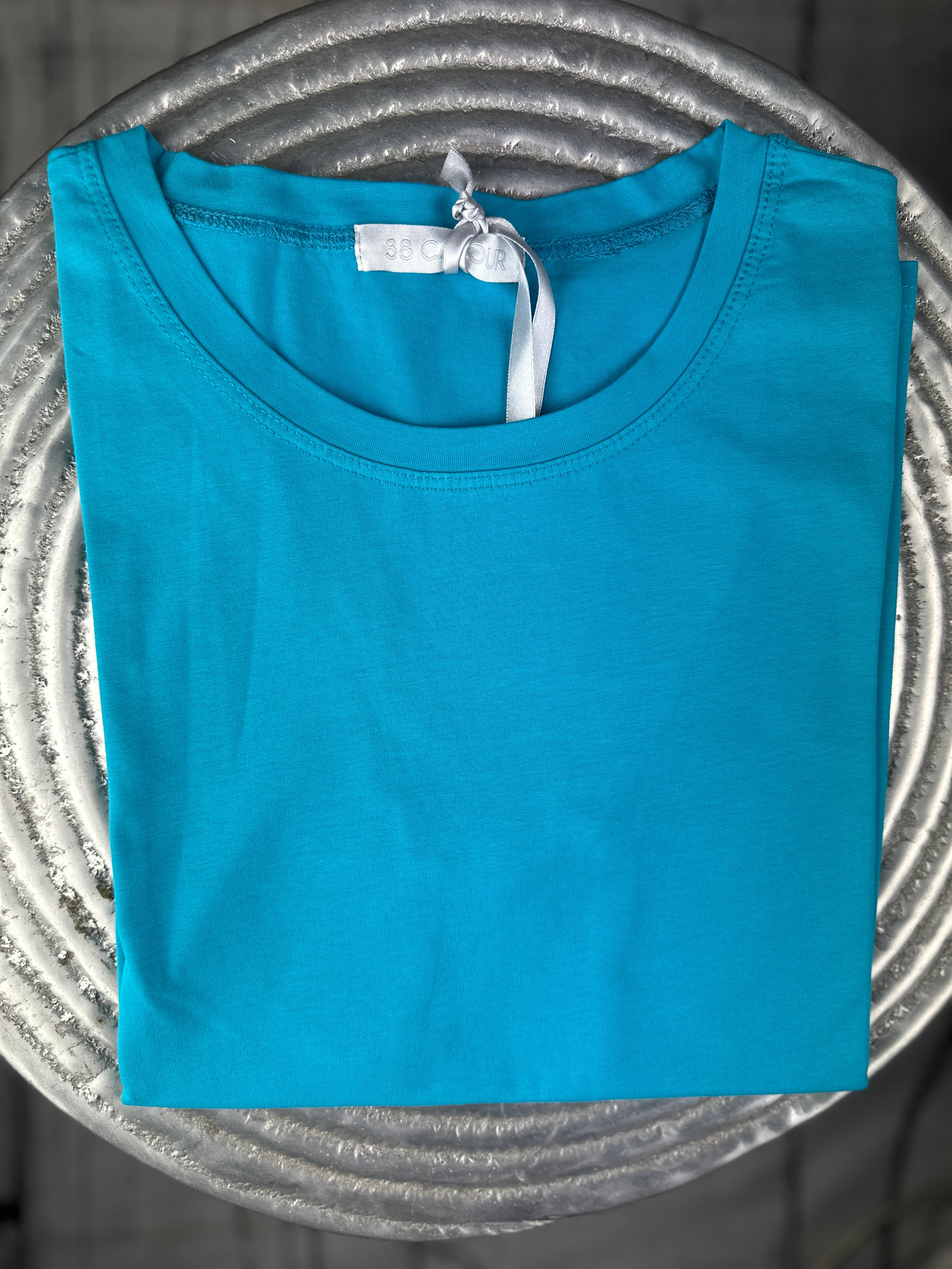 SIMPLE T SHIRT