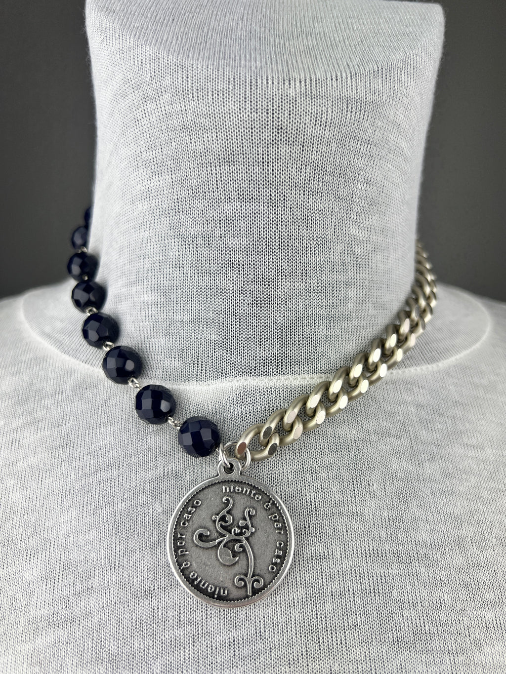 MOMI - COLLANA FRANCESCA CORTA MEDAGLIA