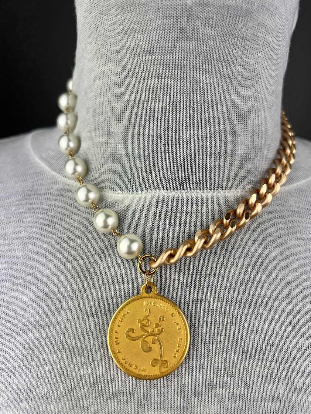 MOMI - COLLANA FRANCESCA CORTA MEDAGLIA