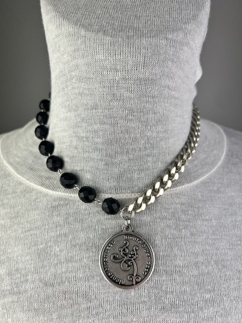 MOMI - COLLANA FRANCESCA CORTA MEDAGLIA