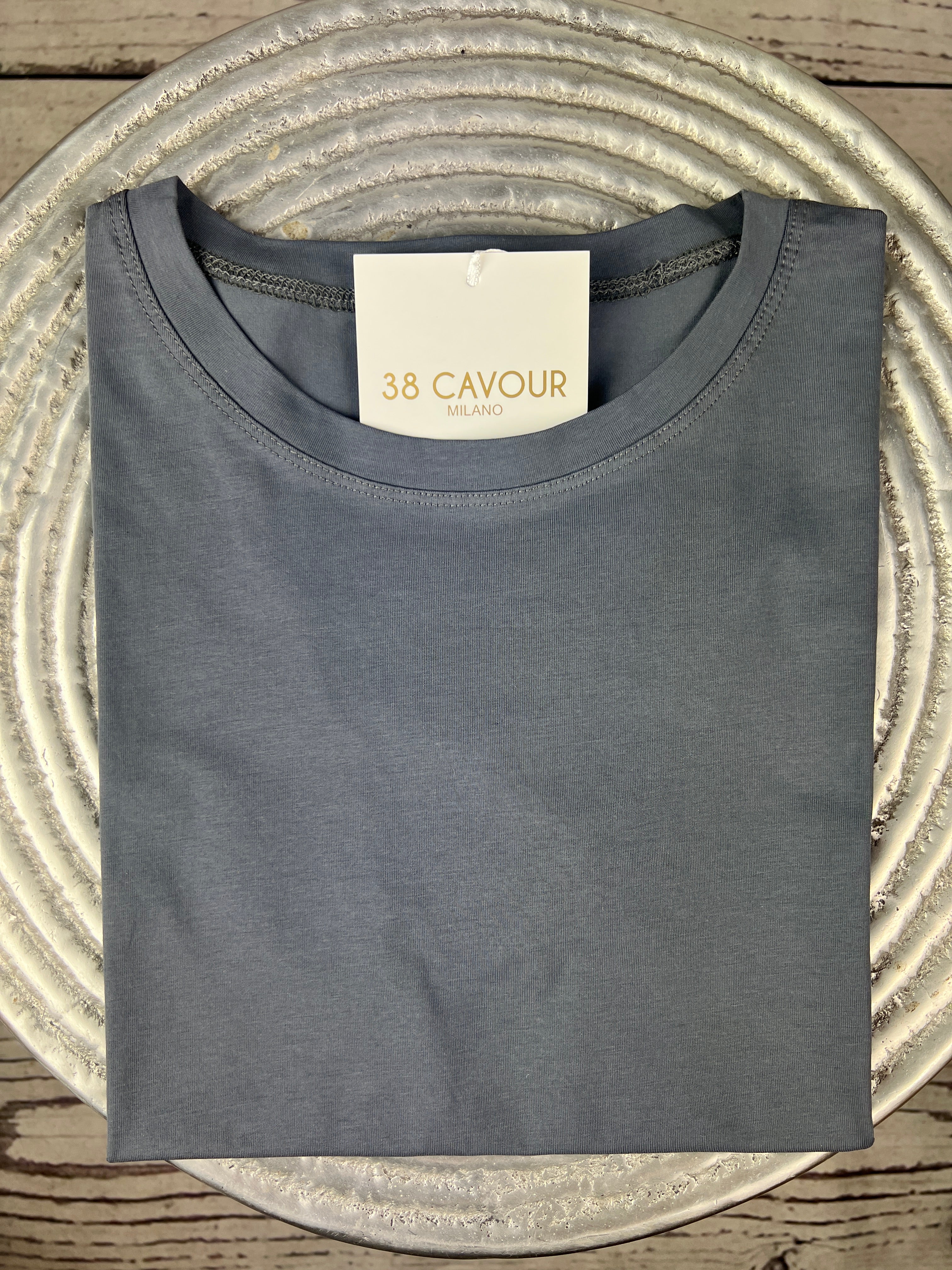 SIMPLE T SHIRT