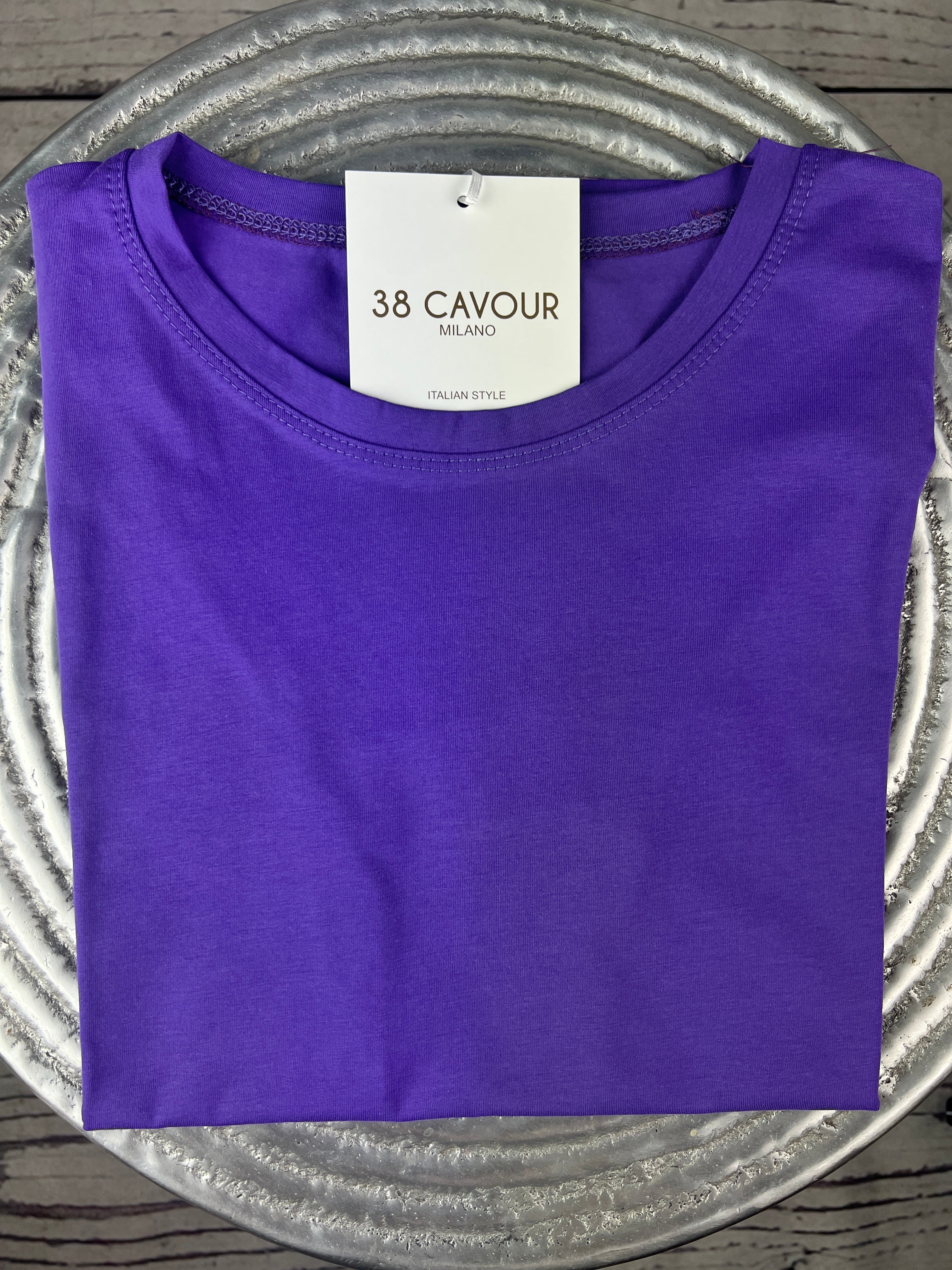 SIMPLE T SHIRT