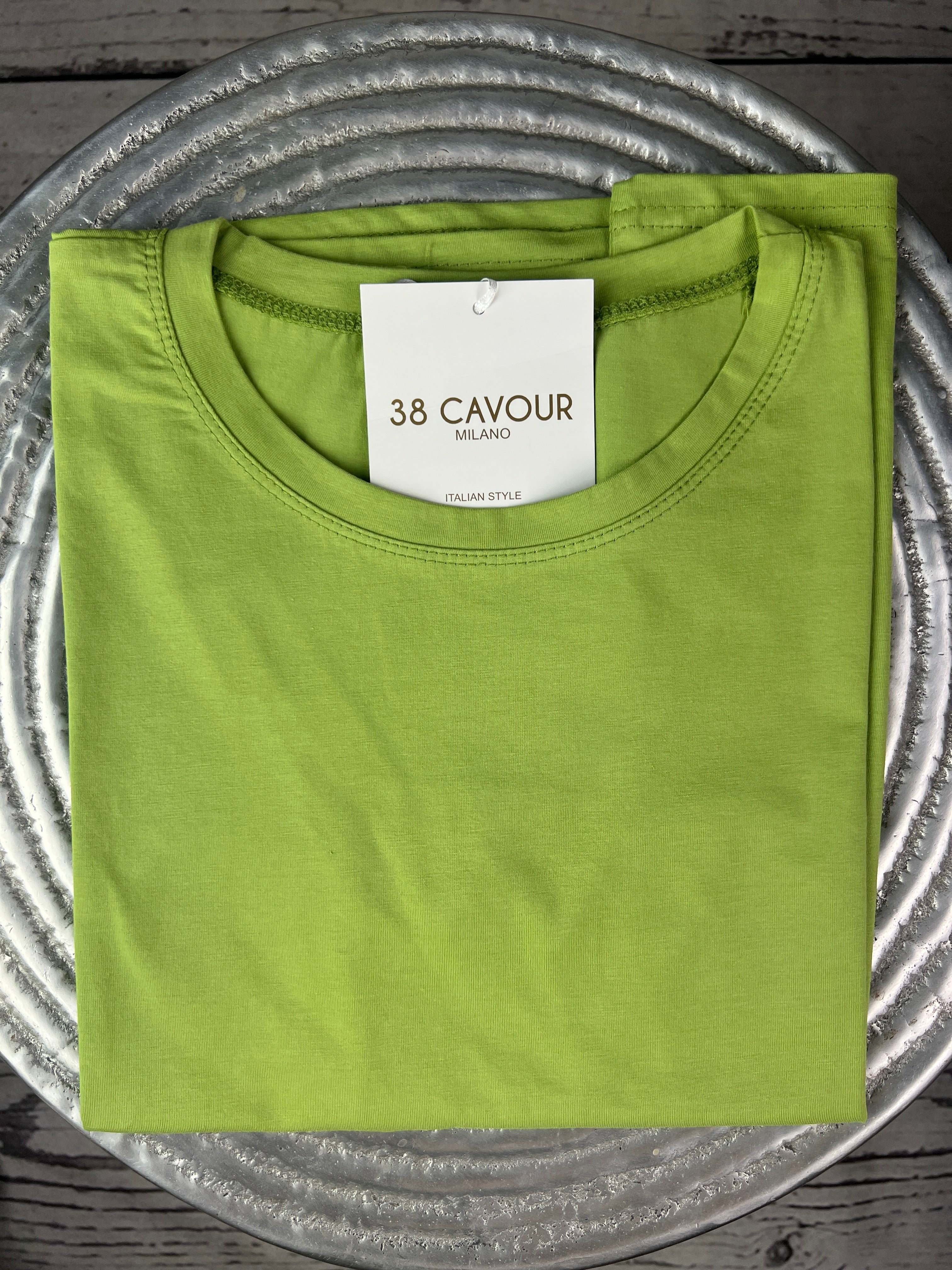 SIMPLE T SHIRT