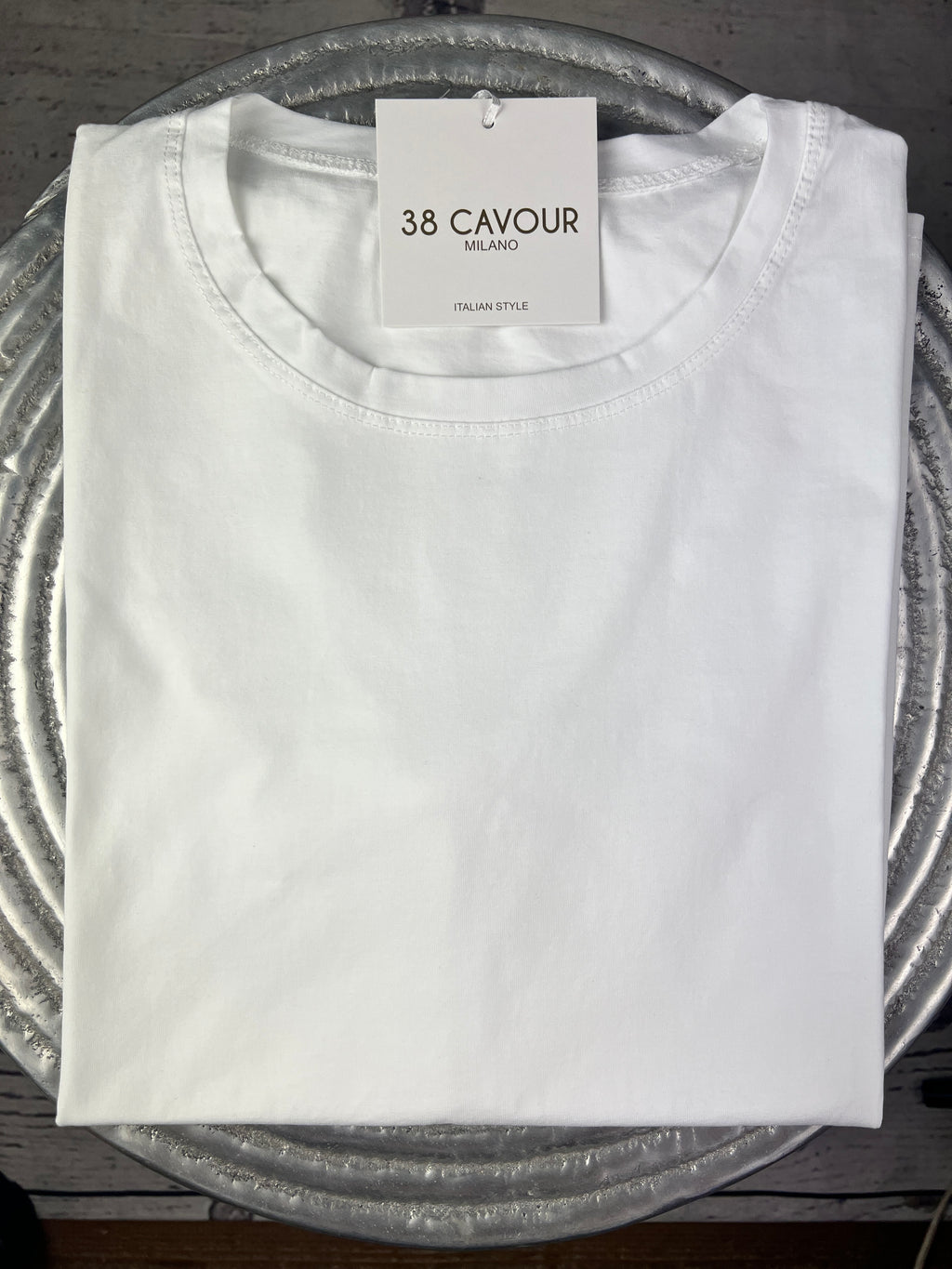 SIMPLE T SHIRT