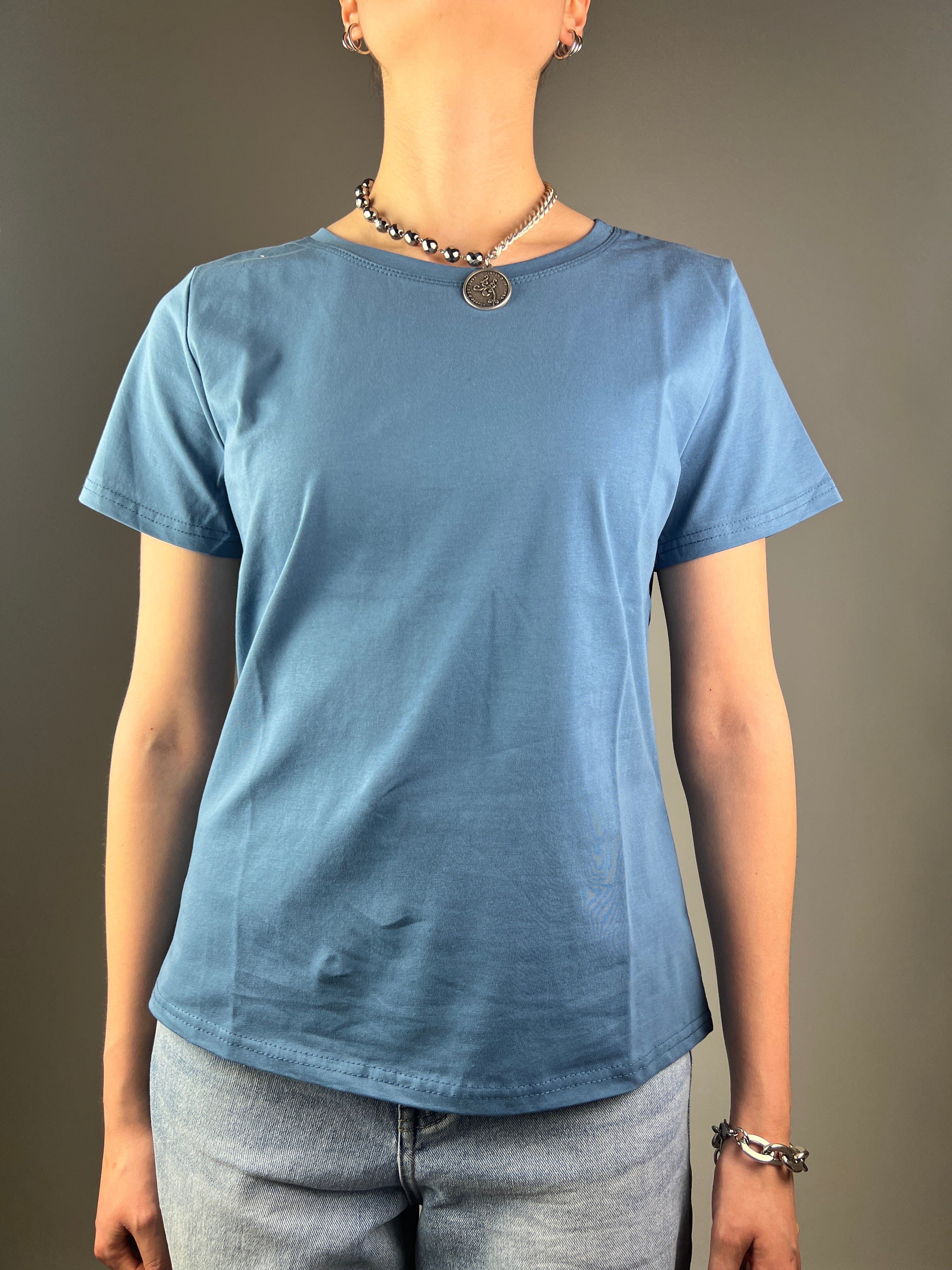 SIMPLE T SHIRT