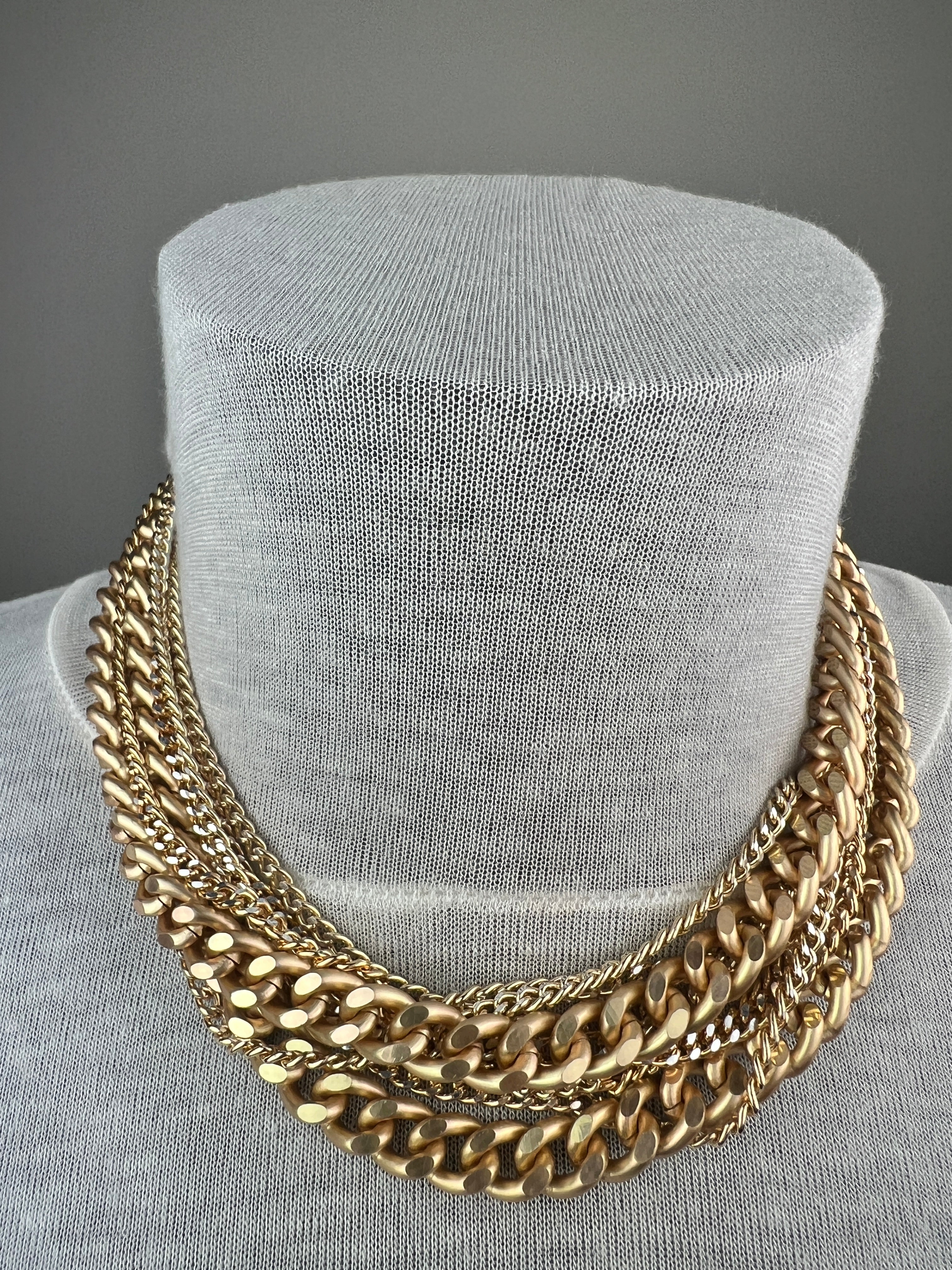 COLLANA 9 FILI MOMI