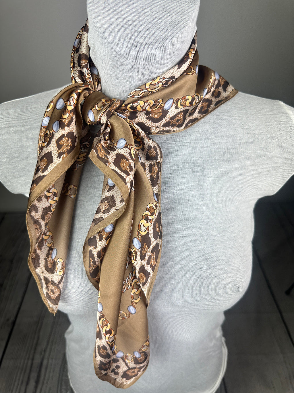 FOULARD ANIMALIER