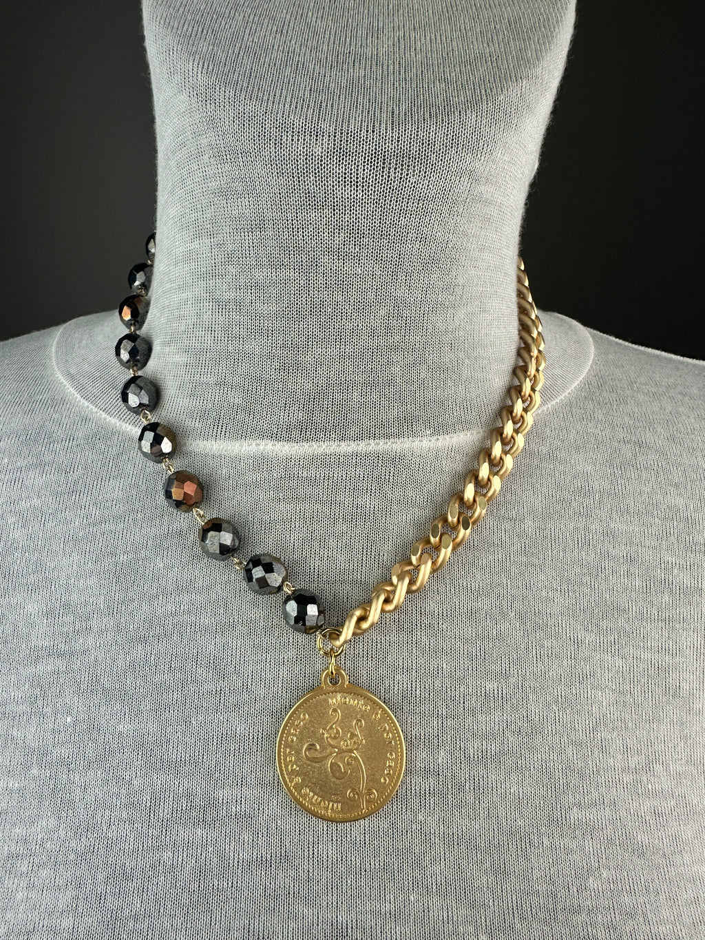 MOMI - COLLANA FRANCESCA CORTA MEDAGLIA