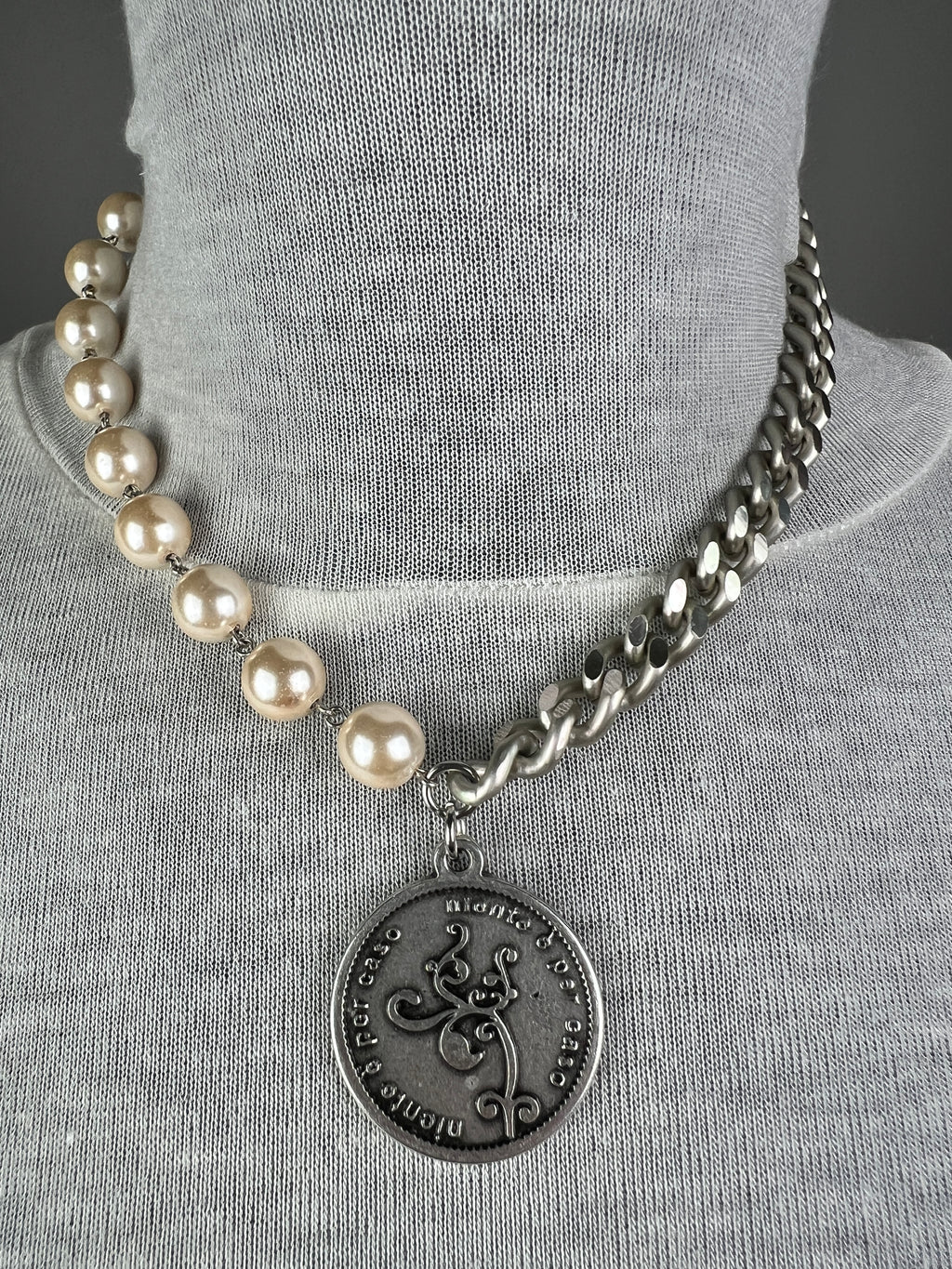MOMI - COLLANA FRANCESCA CORTA MEDAGLIA