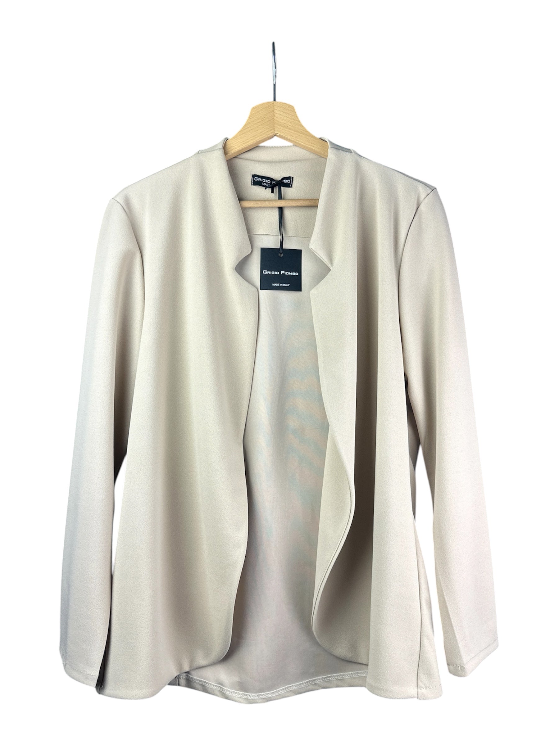 BLAZER MUST HAVE