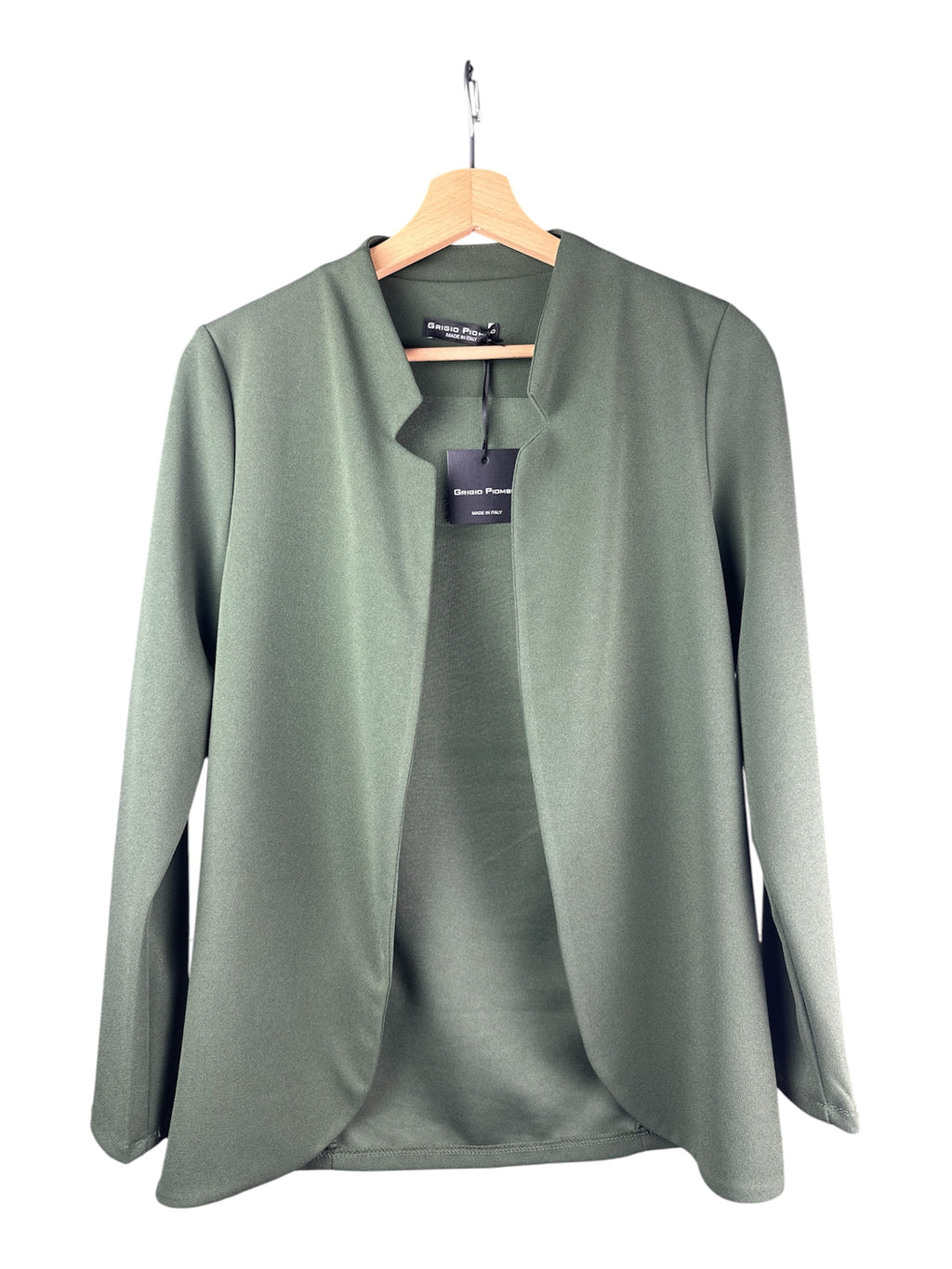 BLAZER MUST HAVE